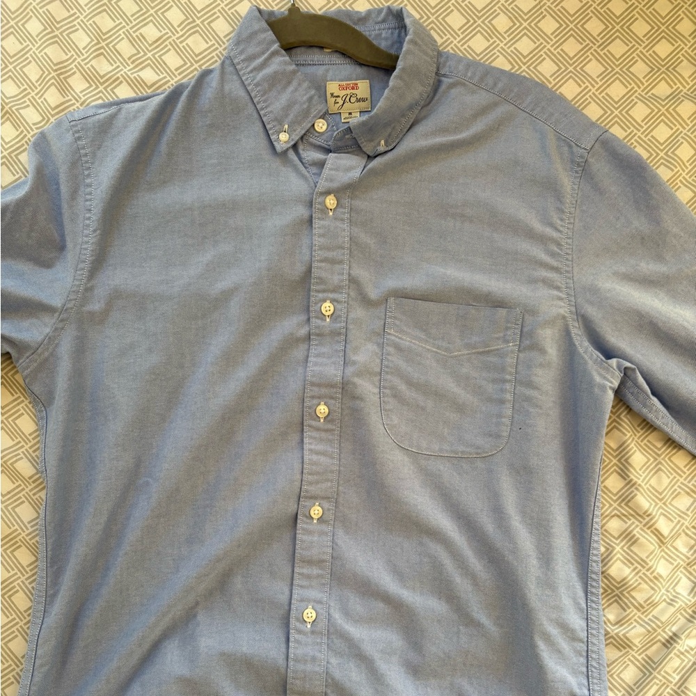 J. Crew Men’s Light Blue Button-Down Oxford Shirt Size M EUC